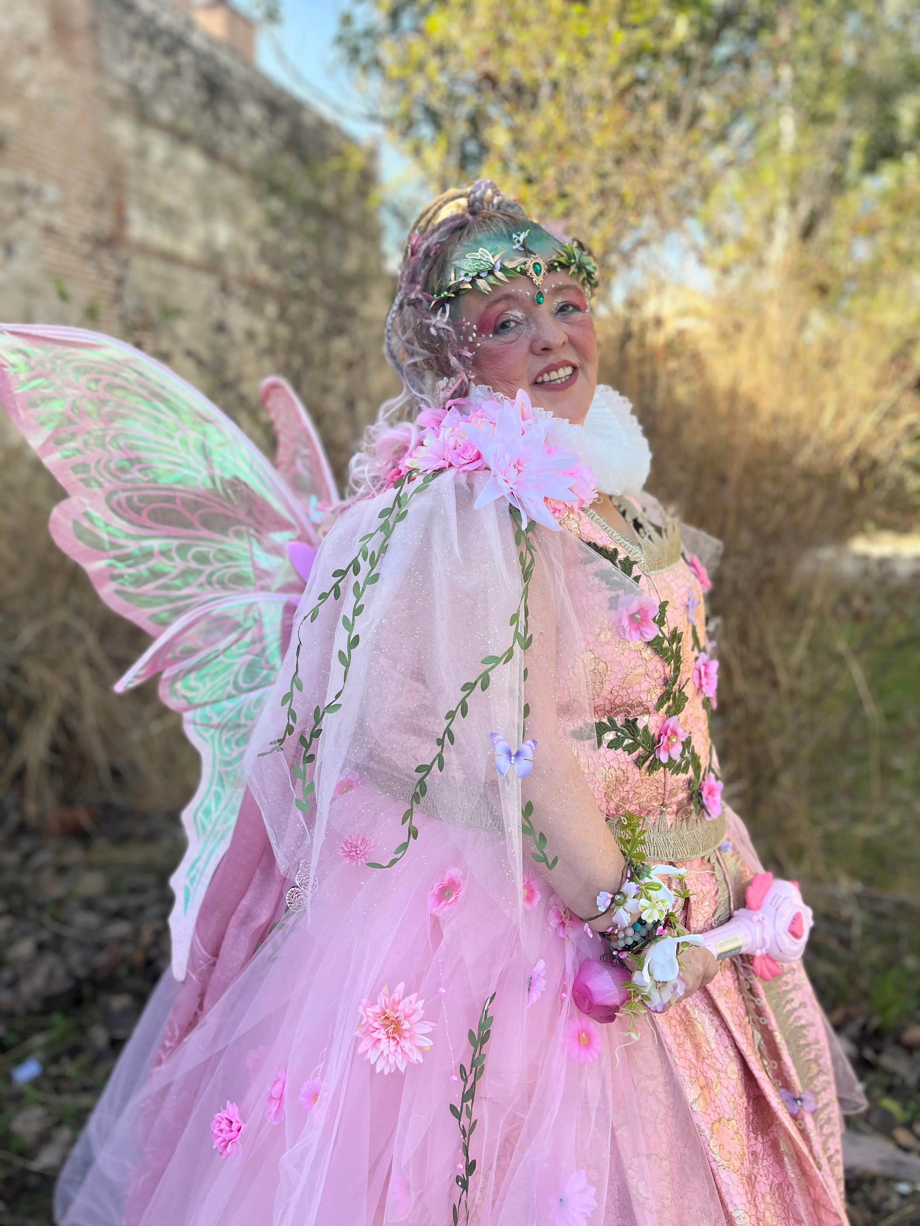 Traje hada rosa flores — Mercado Cervantino 2026, confeccionado en Tresele